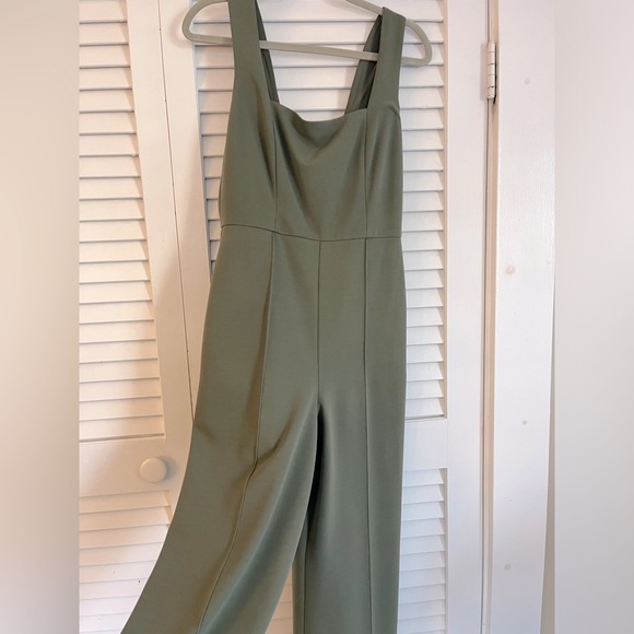 Donna Morgan jumpsuit - Picture 2 of 5